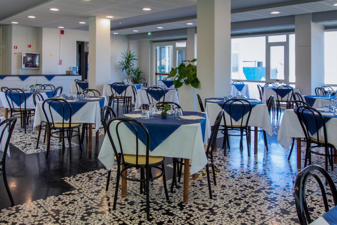 Hotel President'S Pesaro Exterior photo